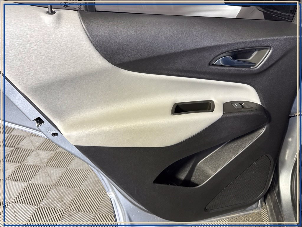2023 Chevrolet Equinox LS - Photo 38