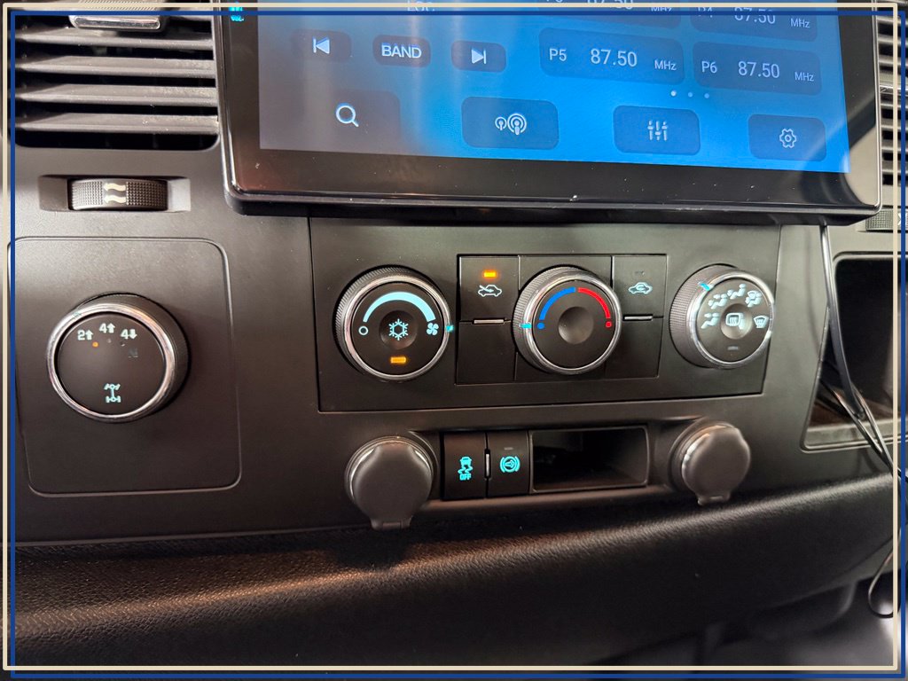 2013 Chevrolet Silverado 2500HD LT - Photo 20