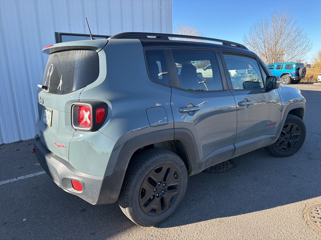 2018 Jeep Renegade Trailhawk photo 3