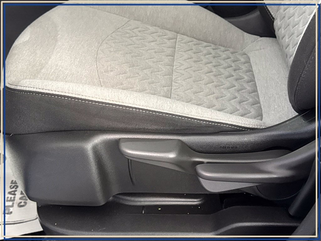 2023 Chevrolet Equinox LS - Photo 31