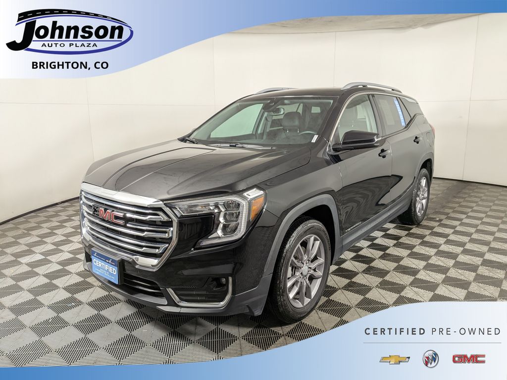 2024 GMC Terrain SLT's photo