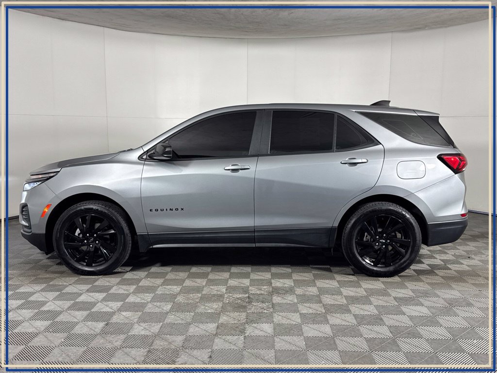 2023 Chevrolet Equinox LS - Photo 14