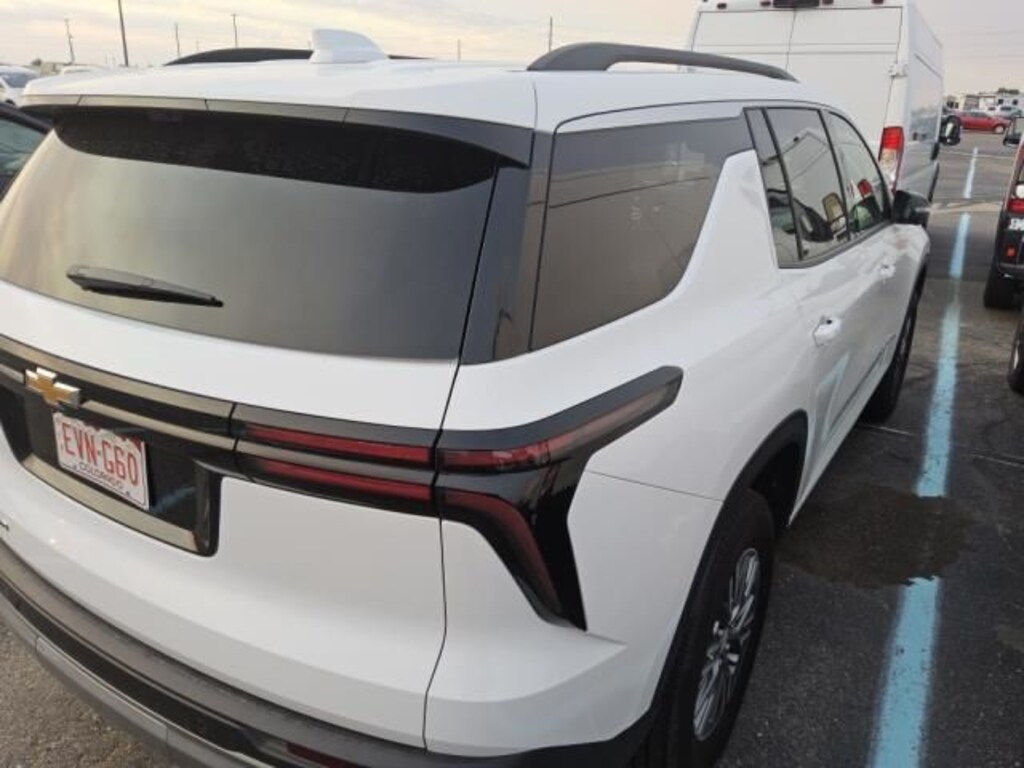 Certified 2026 Chevrolet Traverse LT SUV