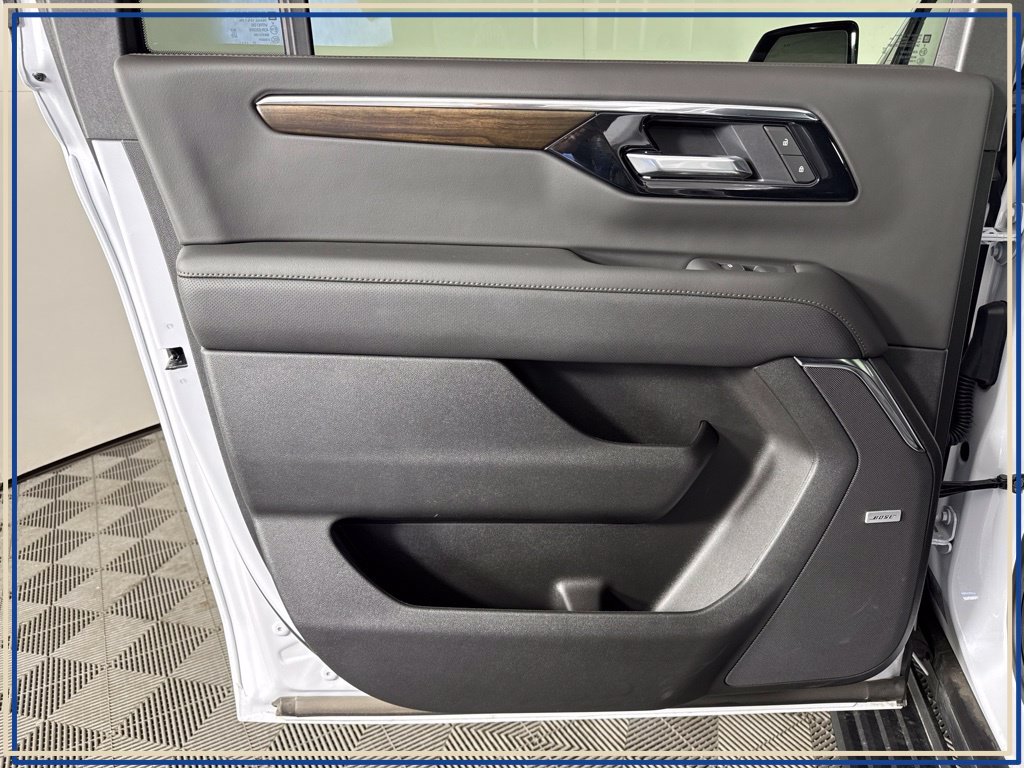 2026 Chevrolet Suburban High Country - Photo 49
