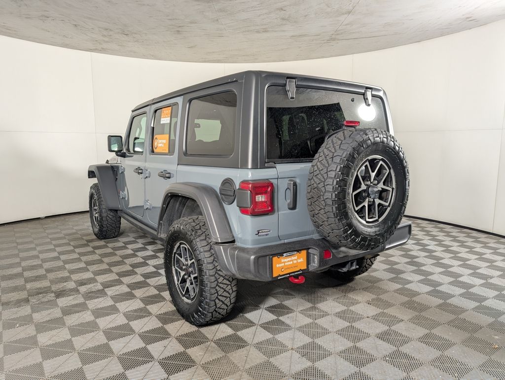 2024 Jeep Wrangler Rubicon photo 4