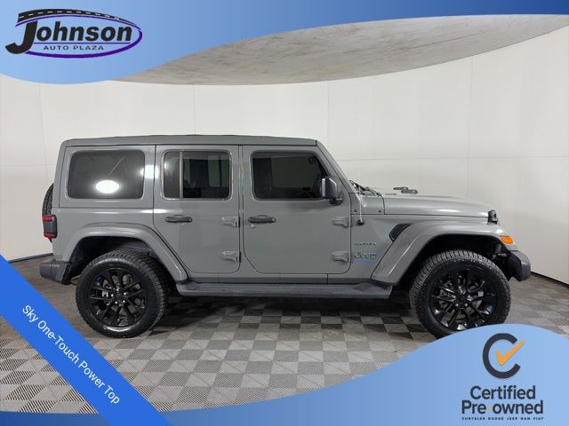 2022 Jeep Wrangler Unlimited 4xe Sahara photo 2