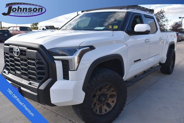 2023 Toyota Tundra SR5's photo