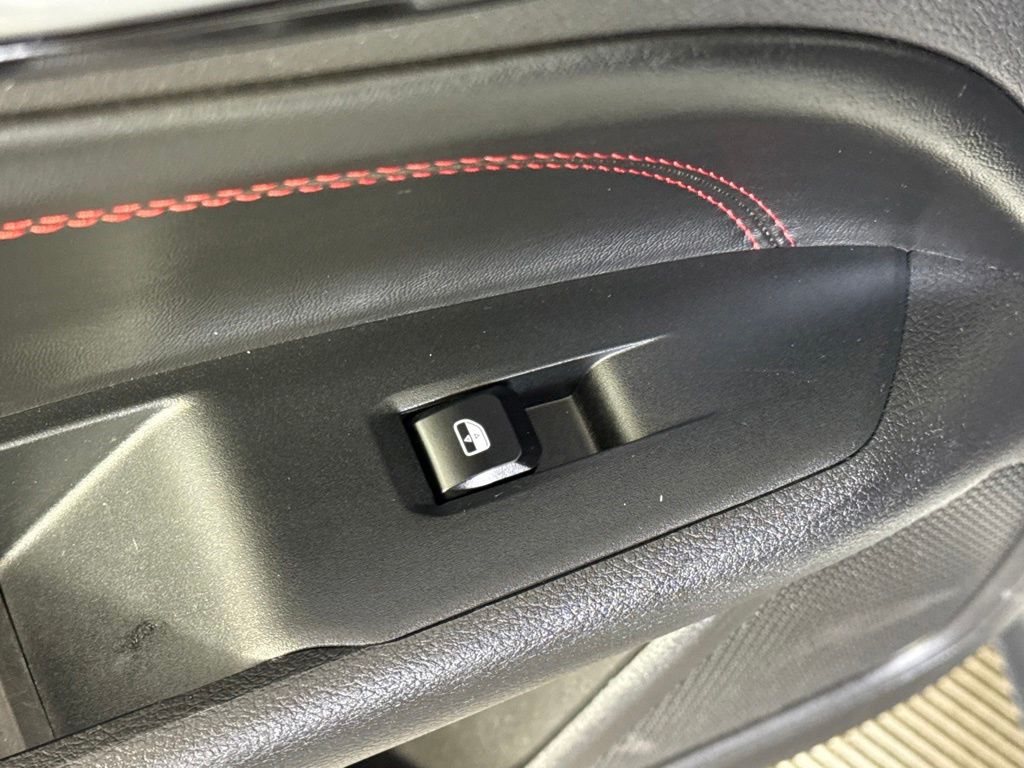 2025 Jeep Compass Trailhawk - Photo 40