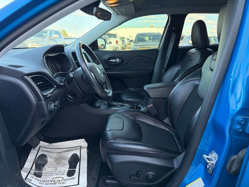 Used 2021 Jeep Cherokee Trailhawk SUV