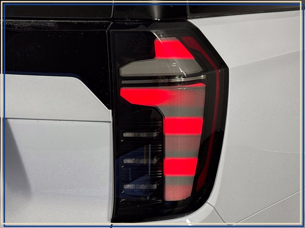 2026 Chevrolet Suburban High Country - Photo 23