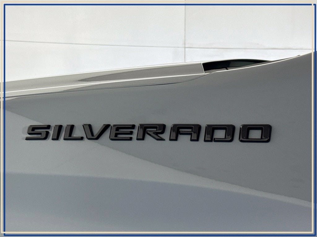 2024 Chevrolet Silverado 1500 Custom - Photo 14