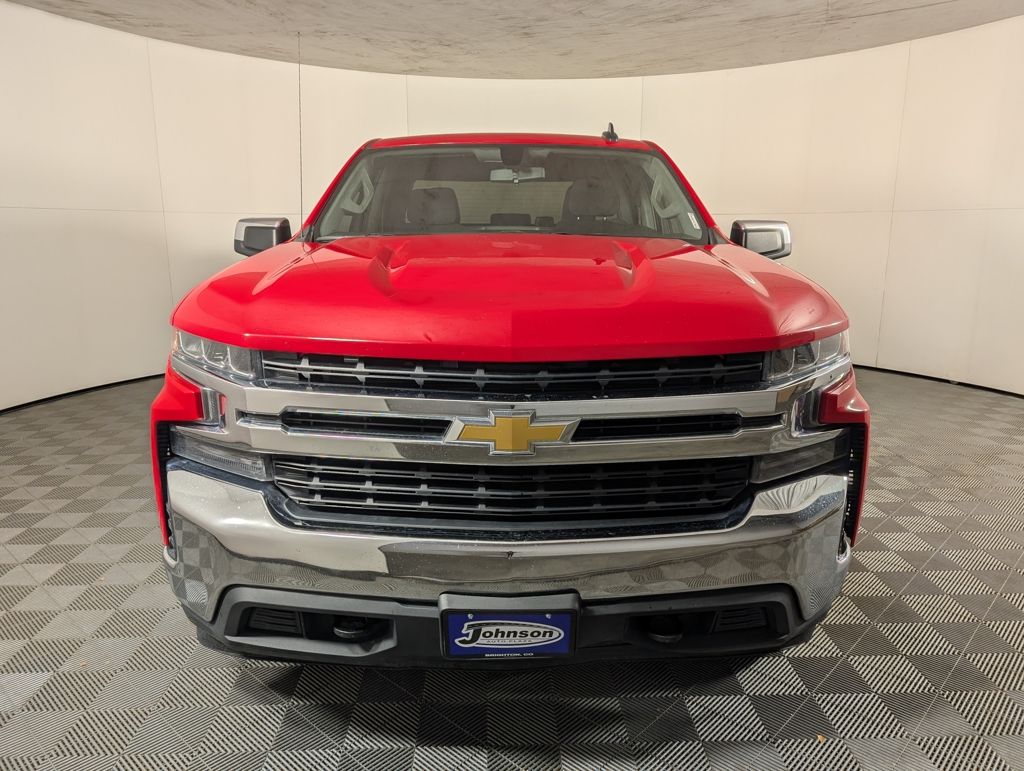 2021 Chevrolet Silverado 1500 LT photo 2