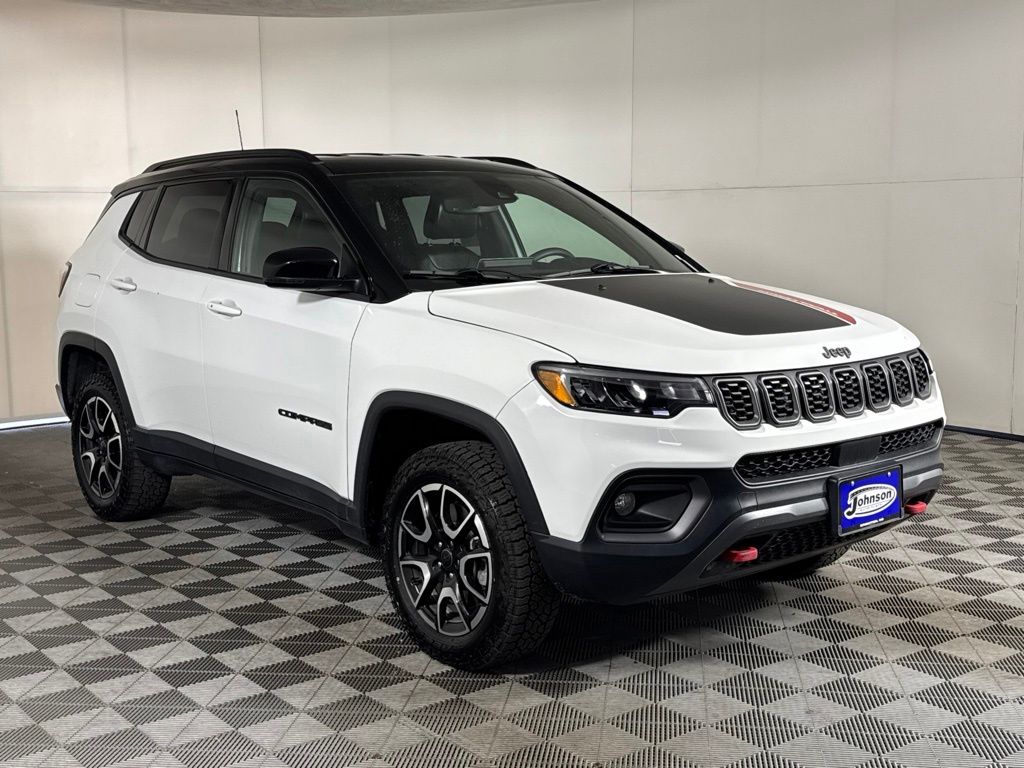 2025 Jeep Compass Trailhawk - Photo 6