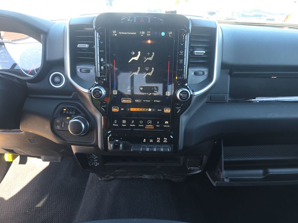 2024 Ram 2500 Big Horn photo 3