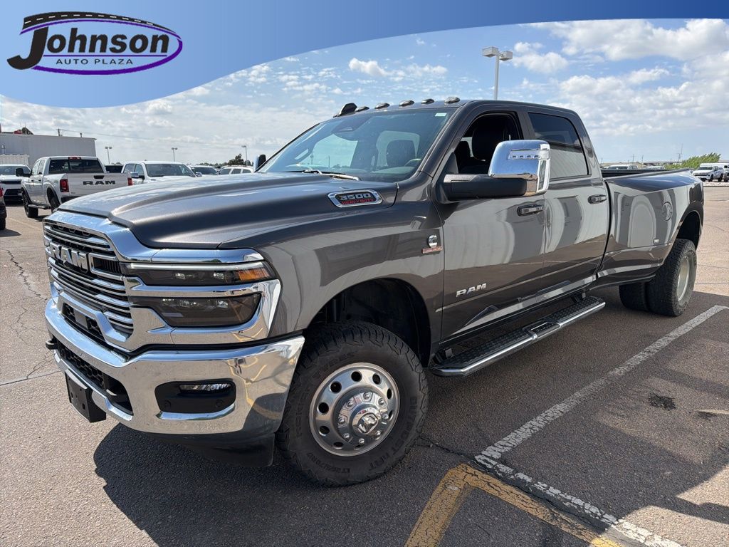 2025 RAM 3500 Laramie 4X4 Crew Cab LWB's photo