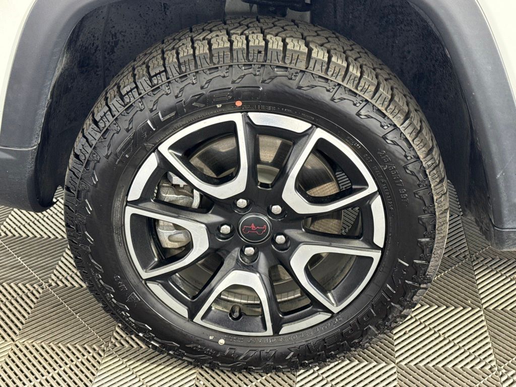 2025 Jeep Compass Trailhawk - Photo 17