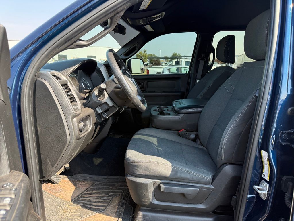 2022 Ram 2500 Tradesman photo 2