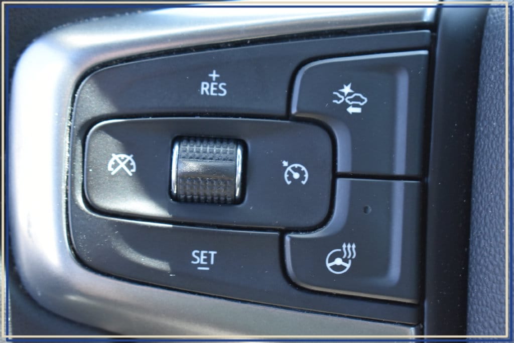 2024 Chevrolet Suburban Premier - Photo 32