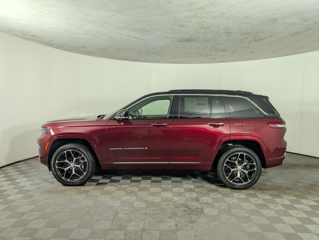 2025 Jeep Grand Cherokee Summit Reserve photo 3