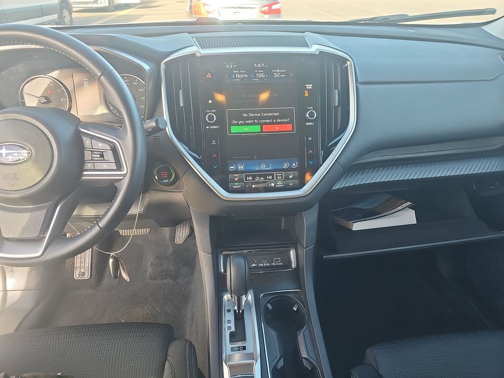 2024 Subaru Ascent Premium photo 3