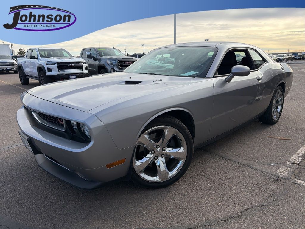 2014 Dodge Challenger R/T's photo