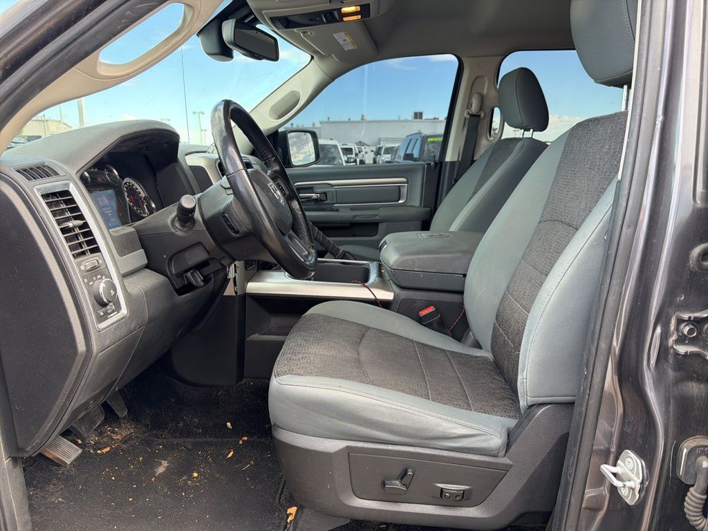 2018 Ram 1500 Big Horn photo 2