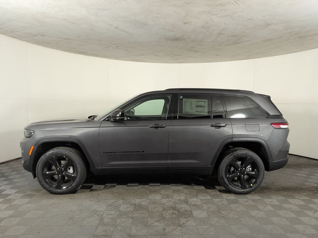 New 2025 Jeep Grand Cherokee Limited SUV