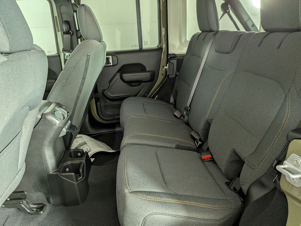2026 Jeep Wrangler 4-Door Willys - Photo 31