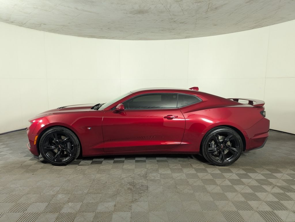 2021 Chevrolet Camaro 2SS photo 2
