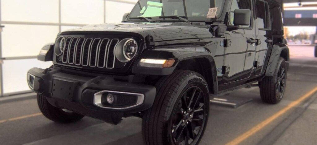 New 2025 Jeep Wrangler 4xe Sahara SUV