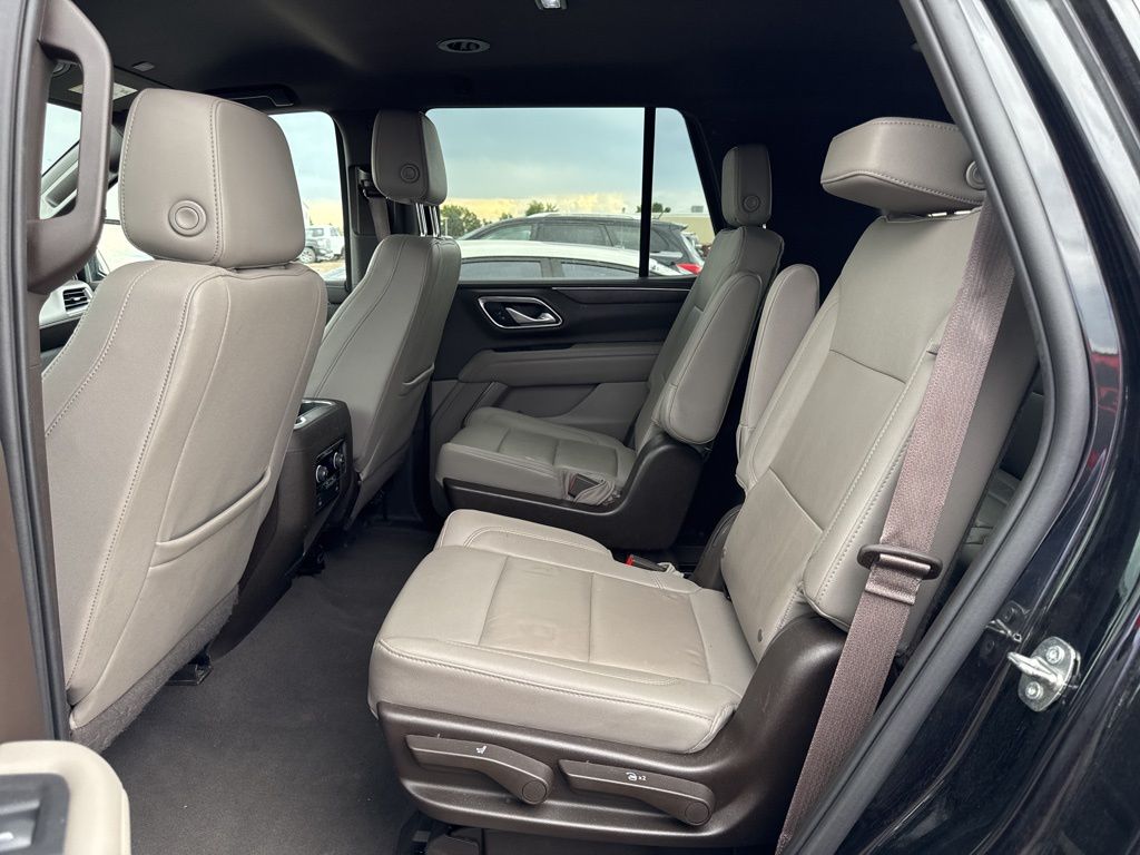 2023 Chevrolet Tahoe LT photo 3