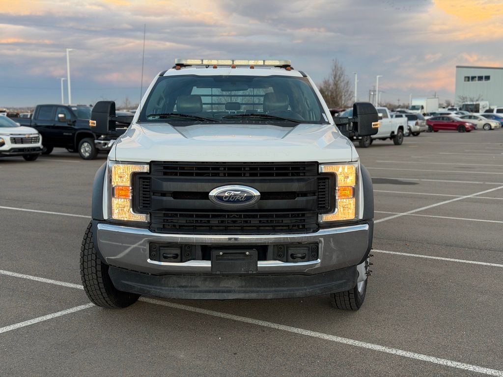 2017 Ford F-550 XL photo 2