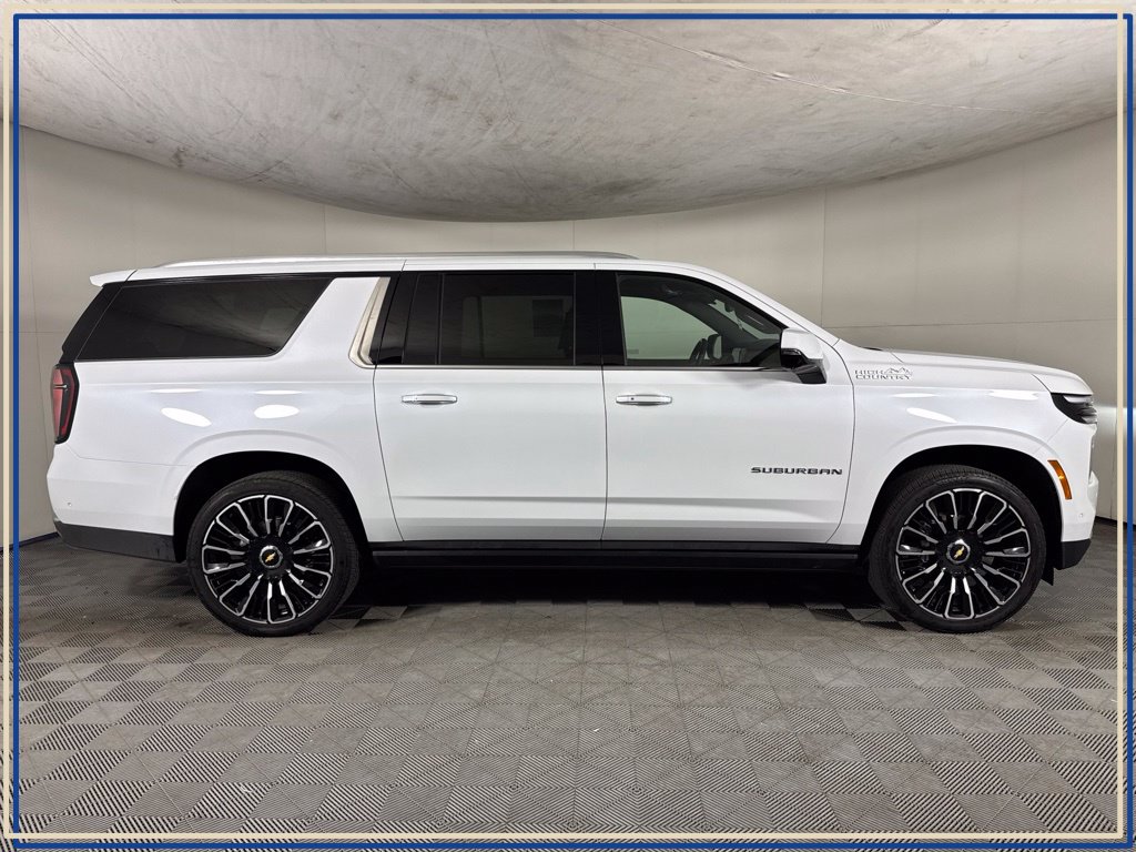 2026 Chevrolet Suburban High Country - Photo 4
