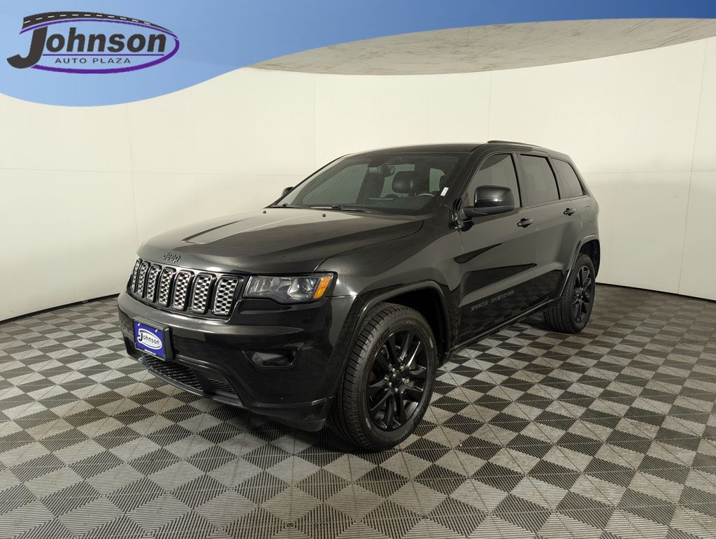 2018 Jeep Grand Cherokee Laredo 4x4