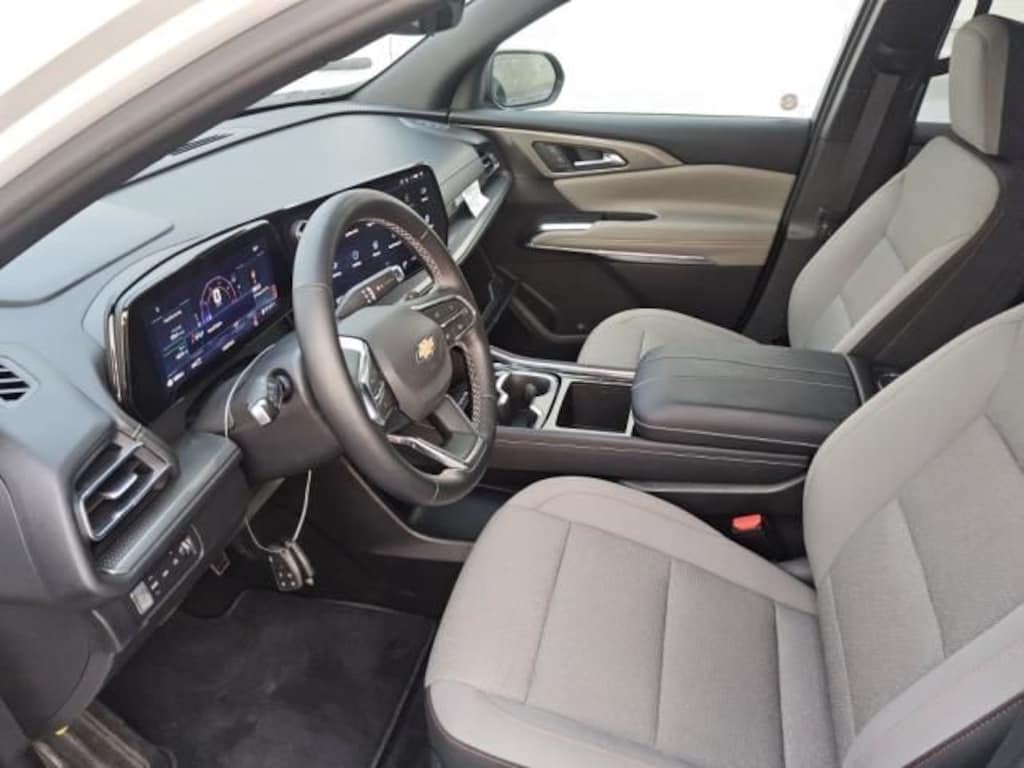 Certified 2026 Chevrolet Traverse LT SUV