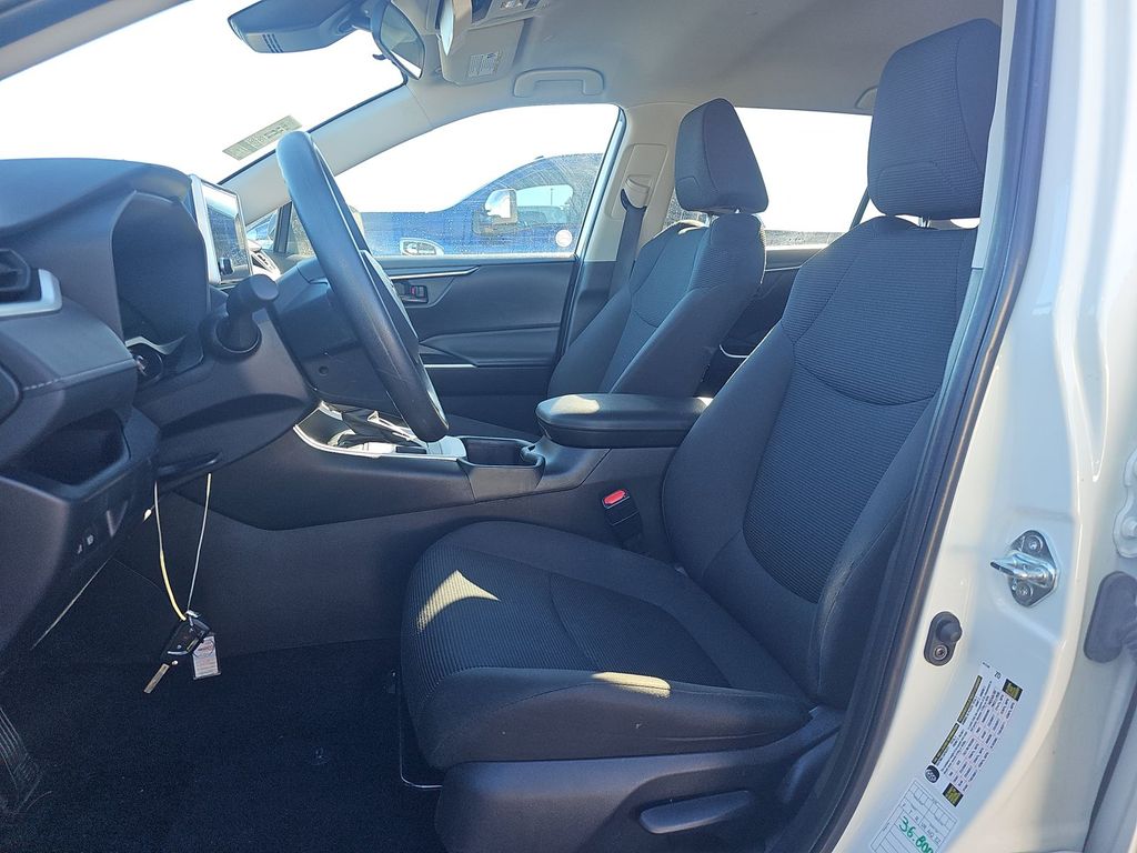Used 2024 Toyota RAV4 LE with VIN 2T3F1RFV8RC458247 for sale in Northfield, Minnesota
