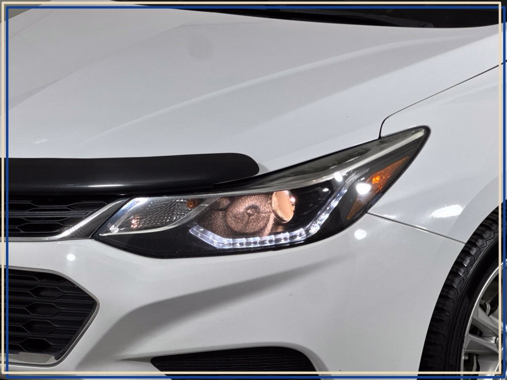 Used 2018 Chevrolet Cruze LT with VIN 1G1BE5SM2J7242104 for sale in Brighton, CO