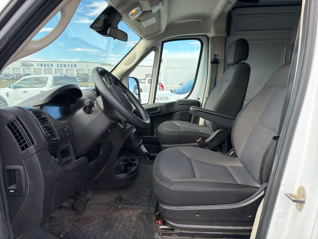 2022 Ram ProMaster 2500 photo 2
