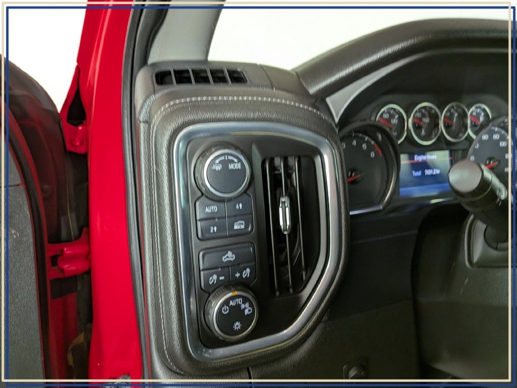 2021 Chevrolet Silverado 1500 LT - Photo 17