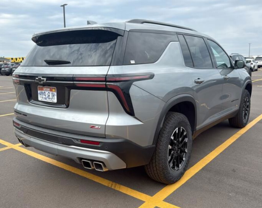 Certified 2025 Chevrolet Traverse Z71 SUV