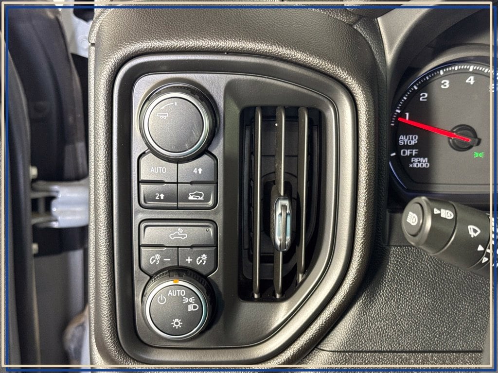 2024 Chevrolet Silverado 1500 Custom - Photo 21