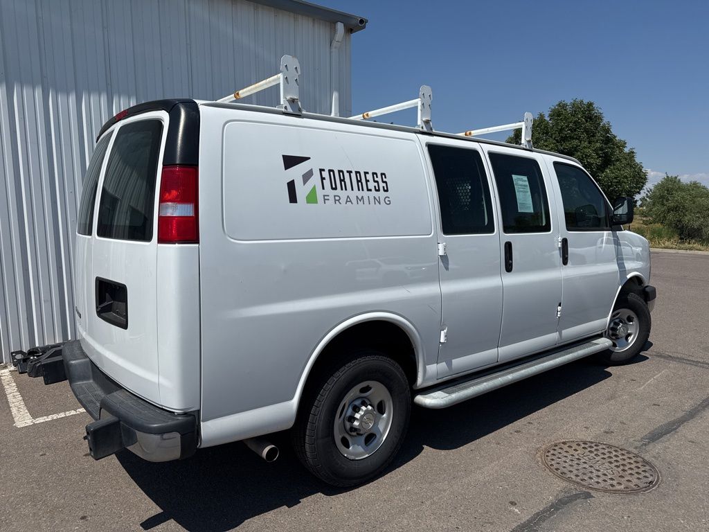 2021 Chevrolet Express Cargo 2500 Van photo 3