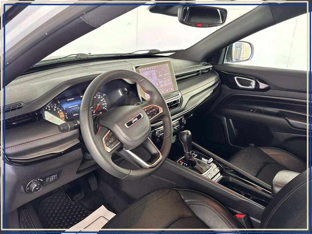 2025 Jeep Compass Trailhawk - Photo 19