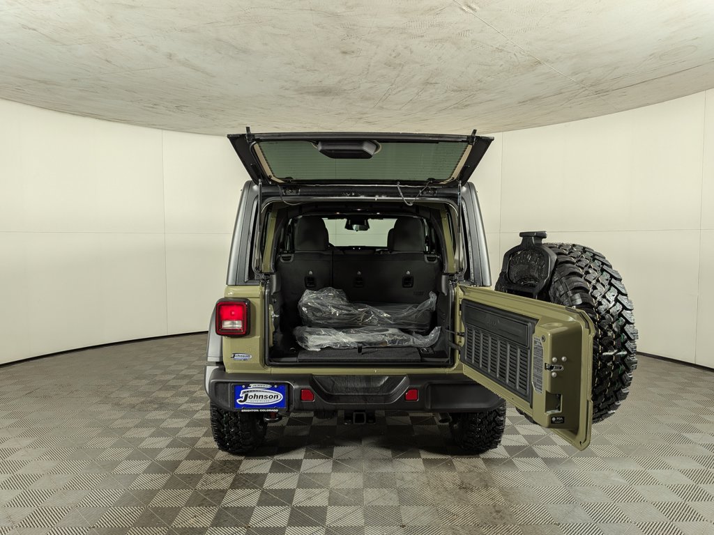 2026 Jeep Wrangler 4-Door Willys - Photo 9