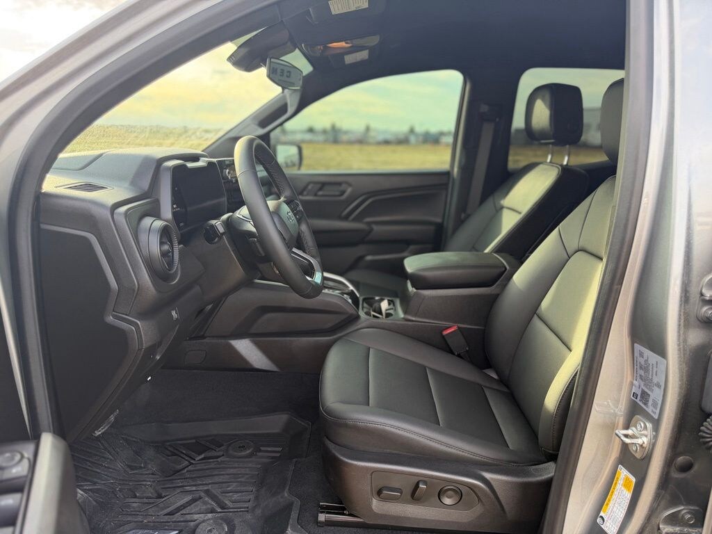 Certified 2025 Chevrolet Colorado Trail Boss Truck Crew Cab