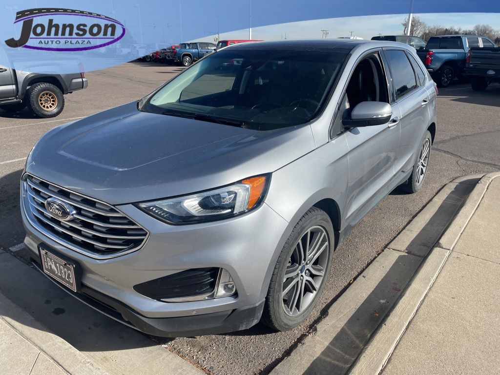 2020 Ford Edge Titanium