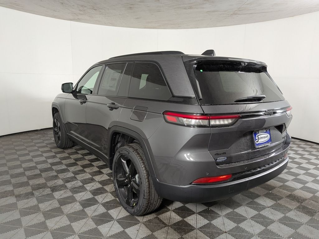 New 2025 Jeep Grand Cherokee Limited SUV