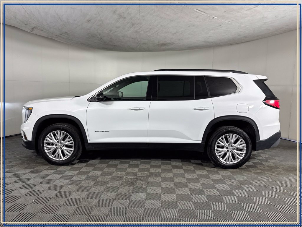 2026 GMC Acadia Elevation - Photo 13