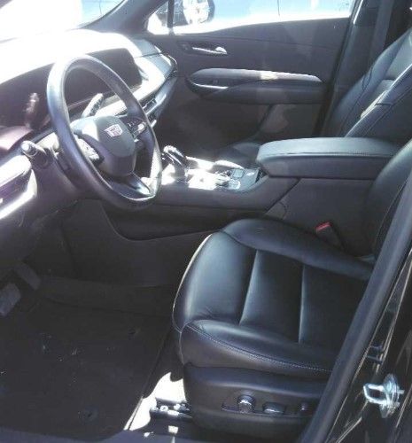 2024 Cadillac XT4 Premium Luxury photo 2