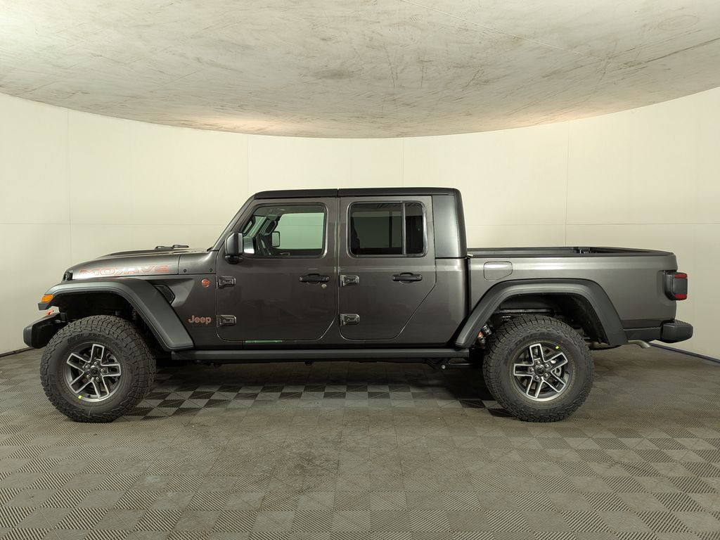 2025 Jeep Gladiator Mojave photo 3